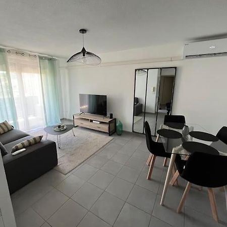 Joli Appt 45 M2 Avec Terrasse Apartment Lunel  Exterior foto